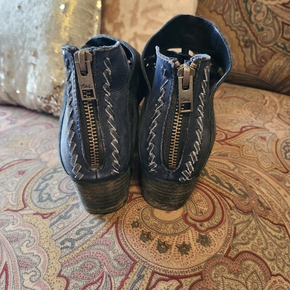 Leather booties - Picture 3 of 8